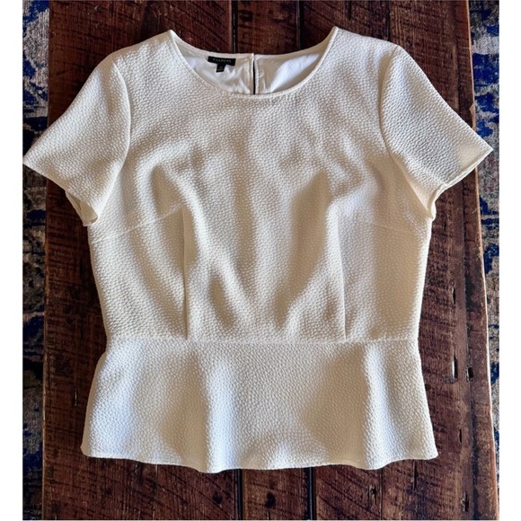 Talbots ivory color short sleeve top size 10 - Picture 8 of 16